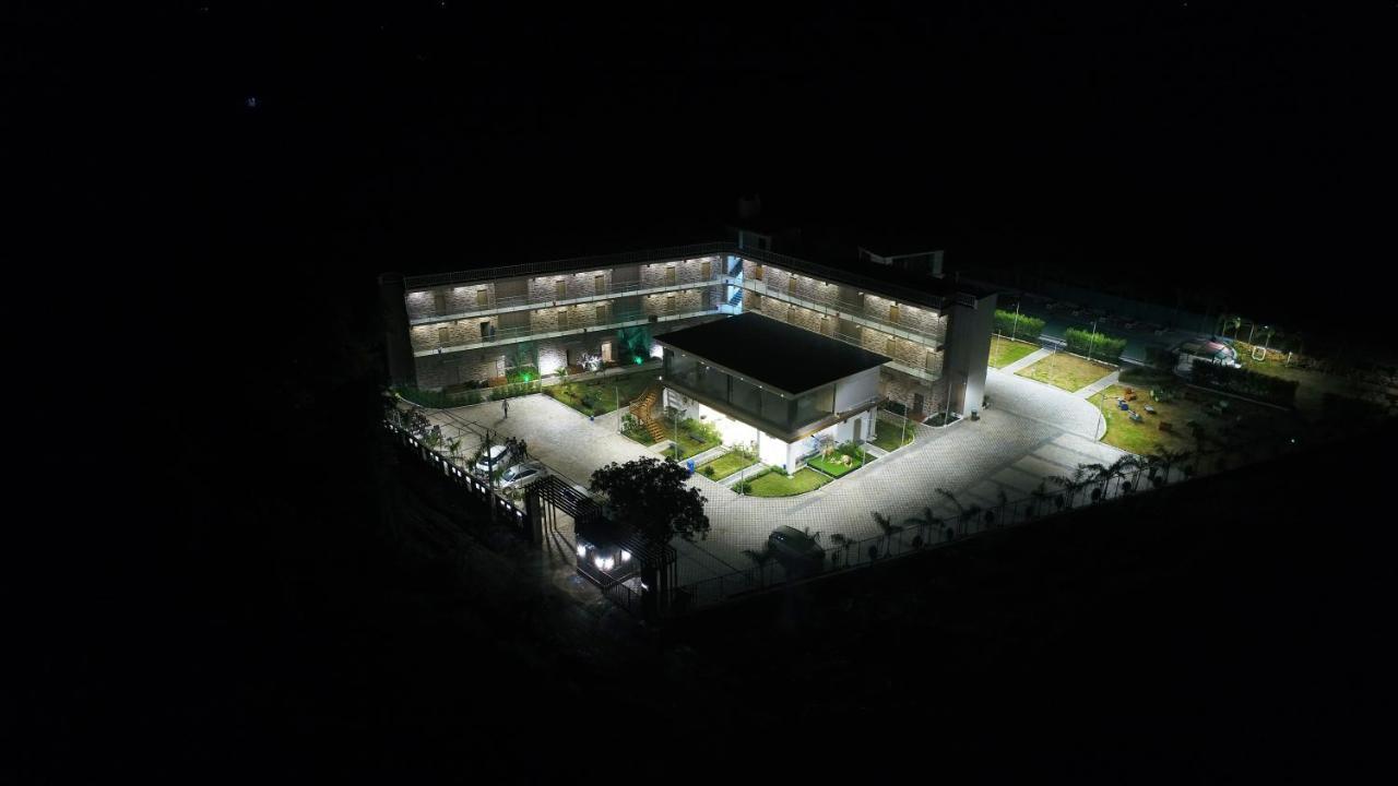 Carina Retreat Resort Sasan Gir Extérieur photo